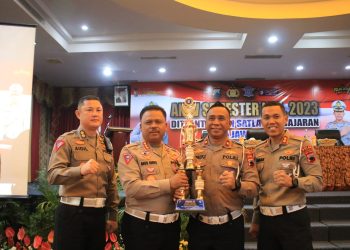 Terbaik Ditingkat Jateng, Satlantas Polresta Pati  Terima Penghargaan