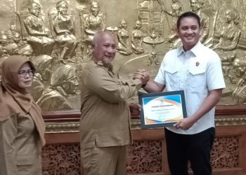 Terima Piagam Penghargaan, Kasatreskrim Polresta Pati Terbaik “Brantas Korupsi “