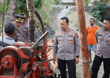 Masyarakat Bahagia Terima Bantuan, Kapolres Jepara Cek Lokasi Sumur Bor