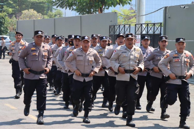 Polresta Pati Gelar Simulasi Sispamkota di Stadion Joyokusumo