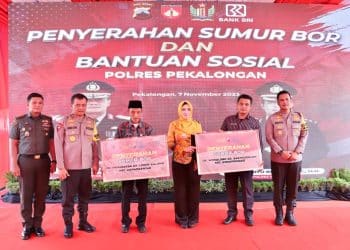 Bantuan Sumur dan Paket Sembako Dibagikan Masyarakat