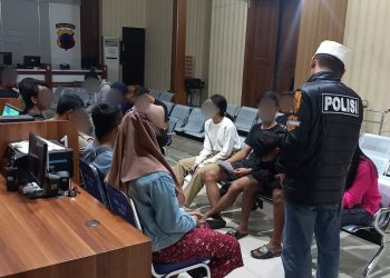 5 Pasangan lho !!! Bisnis Penyewaan Kosan Per Jam di Grebek Polisi