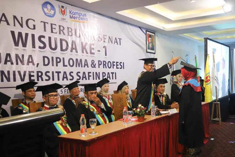Hotel Safin !!! Mahasiswa USP Jurusan Kesehatan di Wisuda