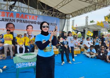 Darwati : Ribuan Masa Paslon 02 Ramaikan Pesta Rakyat