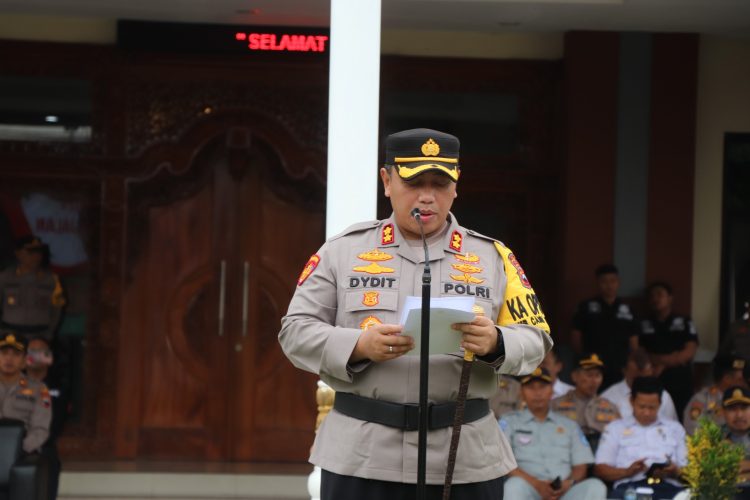 Gelar Pasukan, Kapolres Kudus sebut Pentingnya Keselamatan Lalu Lintas