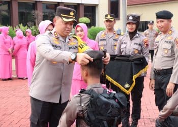 Pembinaan Tradisi Pembaretan Para Bintara Remaja