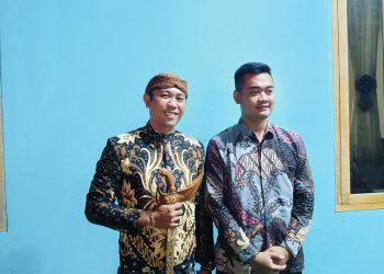 Pagelaran Wayang ” Banjaran Noroyono” di Padati Penonton
