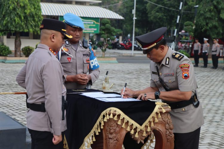 Dua Jabatan di Mutasi !! Kapolresta Pati : Penyegaran Organisasi
