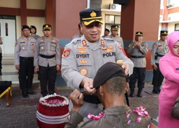 Angkatan 50 di Tutup Mandi Kembang