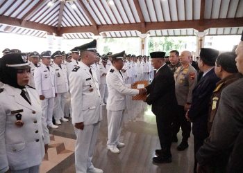 Masa Jabatan Kades 8 Tahun, Total Jumlah 385 Terima SK
