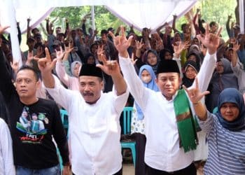 Ribuan Massa Hadir! Budi – Novi di Dorong 15 Desa Prioritaskan Pembangunan Jalan