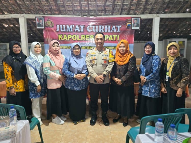 Menjaga Keamanan Desa, Polresta Pati Gaungkan Pesan Persatuan di Jumat Curhat