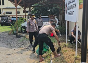 Terkait Ketahanan Pangan, Kini Polresta Pati Menanam 50 Pohon Berbagai jenis