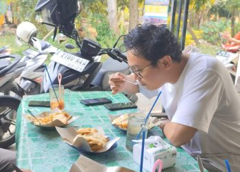 Nasi Goreng Rp 4 Ribu, Warung Sederhana Jadi Incaran