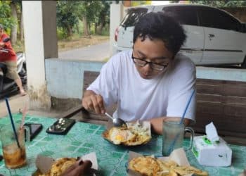 Murah! Kuliner Makanan Rp 4 Ribu, Menu Special