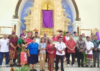 Misa Minggu Palma Bernuansa Busana Nusantara di Singaraja Raih Rekor LEPRID