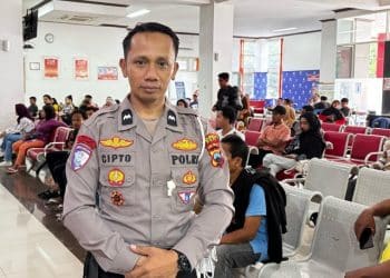 Masyarakat Serbu Samsat Pati, Ada Apa?