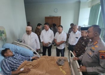 Empati Sesama, DPRD Pati dan Kapolresta Besuk Korban Aksi Damai