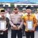 Upacara Bela Negara, Kapolres Rembang Beri Penghargaan kepada Empat Warga Inspiratif