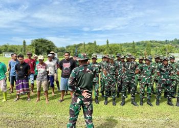 Karya Bakti Bersama Warga Desa Pacing, Danyon Tekankan Semangat Gotong Royong