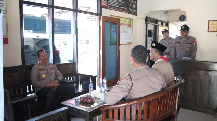 Pelayanan Publik, AKBP Wahyu Nugroho Setyawan Tinjau Mako Polsek