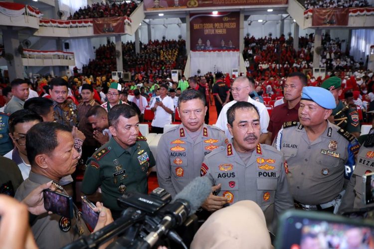 Bukti Nyata, Wakapolri Gelar Bakti Sosial