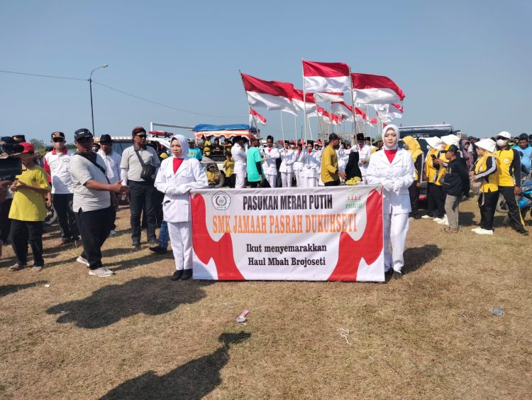 Masyarakat Padati Haul Mbah Brojoseti ” 26 Seni Budaya Tampil”