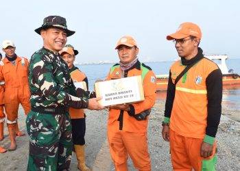 HUT ke 78, Direktorat Keuangan TNI AD Kompak Pembersihan Pantai