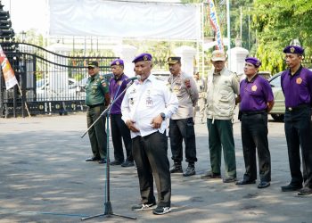 HUT IARMI ke 3, Pj Bupati Turunkan Bantuan Air ke Masyarakat