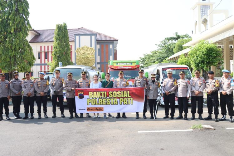 Dampak Kekeringan, Kapolresta Pati Kirim 8 Tangki Air ke Warga