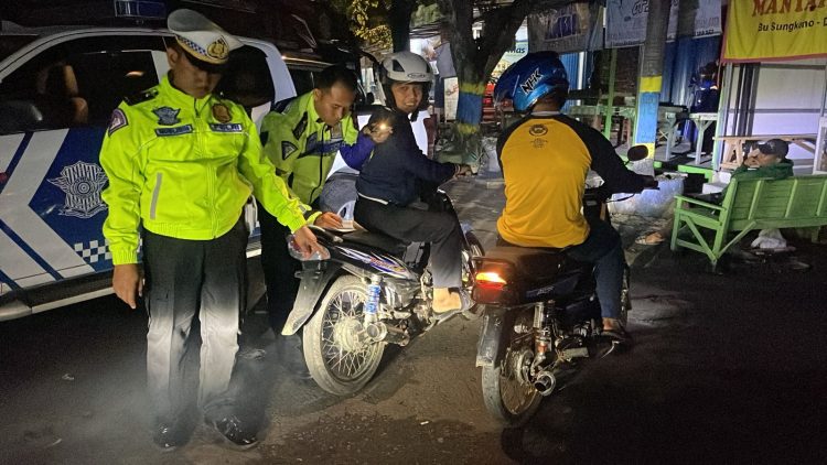 Gencarkan Razia Knalpot Brong di Malam Minggu, Polisi Jaring 84 Motor dan 4 Pelaku Balap Liar