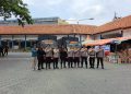 Dampak Banjir, Korps Brimob Polri Berikan Bantuan Sembako
