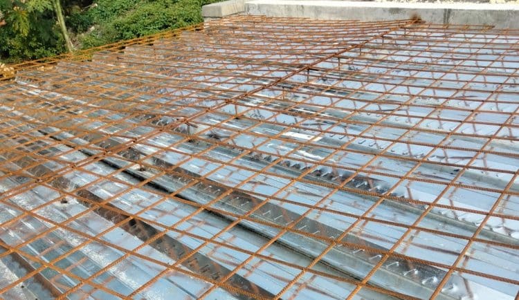 Diduga Indikasi Penyalahgunaan Anggaran, Proyek Jembatan Belum Selesai