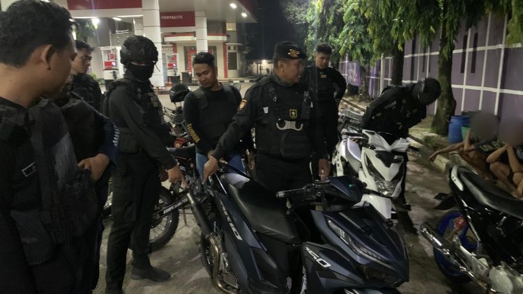 Patroli Cek Kerawanan Wilayah, Tim Siraju Amankan Sejumlah Pemuda