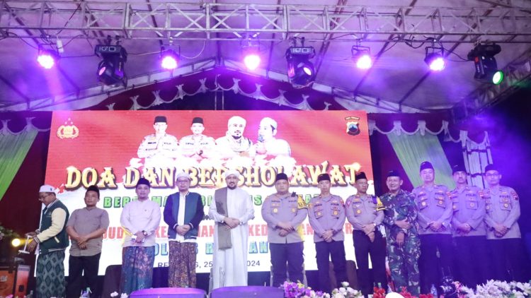 Gelar Doa dan Sholawat, Kapolres Rembang : Pilkada dan Pilgub 2024 Aman