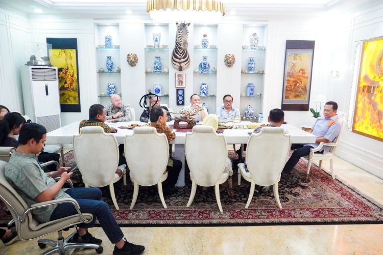 APLI di Terima, Ketua MPR RI : Gairahkan Pelaku UMKM Dalam Negeri