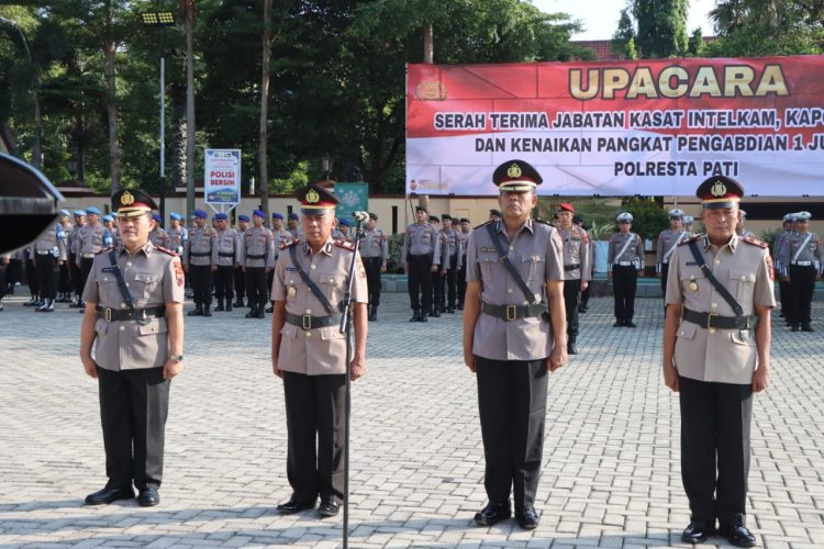Kenaikan Pangkat Pengabdian !! Kompol Sunaryo, Ipda Siswanta dan Ipda Suryo Kartiko