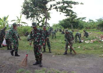 Bersihkan Lingkungan Asrama, Antisipasi Penyebaran Demam Berdarah