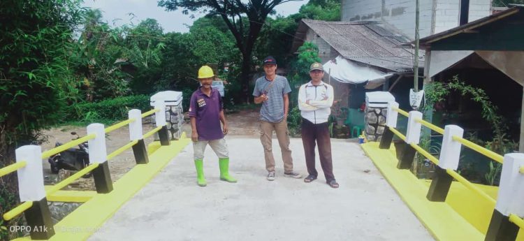 Masyarakat Apresiasi Kinerja Kepala Desa Barengkok