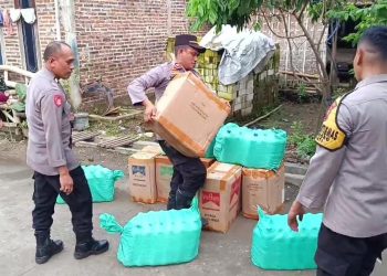 Polisi Amankan Ribuan Botol Miras Jelang Natal dan Tahun Baru