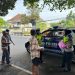 Sosialisasi Tertib Lalu Lintas, Polisi Beri Edukasi dan Bagikan Makanan Gratis