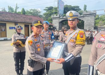 Polisi Teladan, Aiptu Suwarjo 15 Tahun Mengabdi Sebagai Marbot Masjid