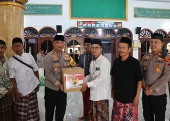 Jalin Silaturahmi Dengan Tokoh Agama, Kapolresta Pati Salurkan Bantuan Sosial