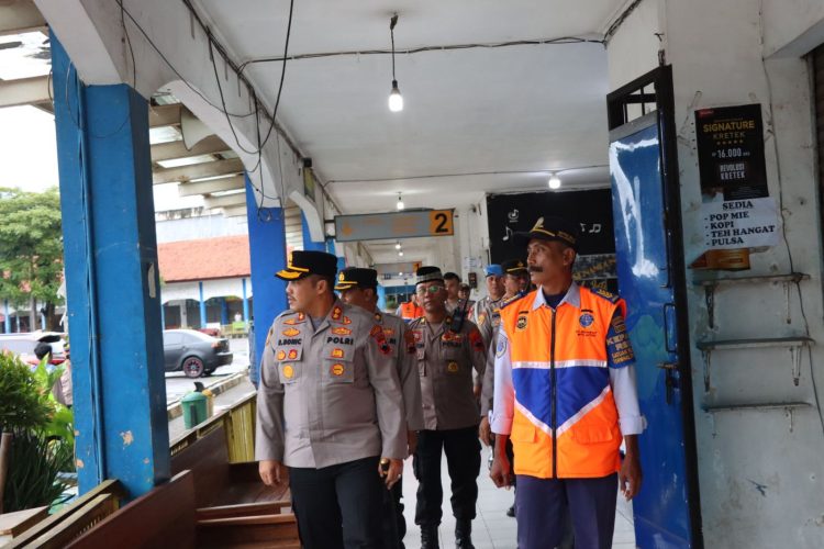 Layanan Transportasi, Kapolres Kudus cek Terminal Induk