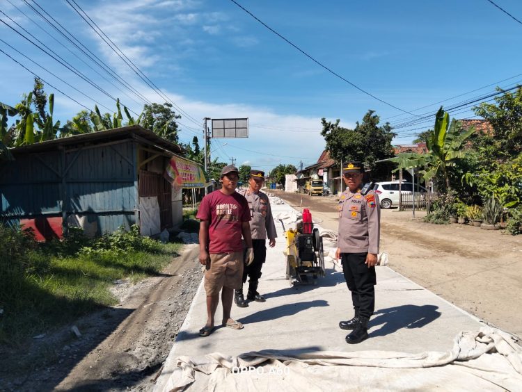 Pengecoran Jalan Tayu – Dukuhseti, Kapolsek Tayu Imbau Warga Sabar Hadapi Gangguan Lalu Lintas