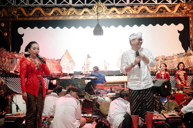Wayang Kulit dan Shalawatan Warnai Sedekah Bumi di Dukuhseti, Anak Muda Cinta Budaya Lokal