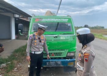 Puluhan Truk Melanggar Rambu, Polisi Bertindak Tegas