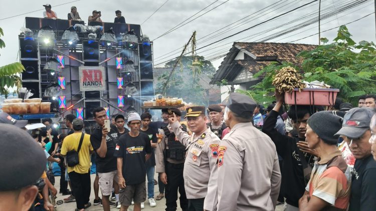 Langgar Aturan, TNI – Polri dan Satpol PP Pati Bubarkan Sound Horeg Dua Wilayah Kecamatan