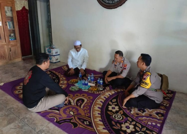Polsek Kayen Gencarkan Cooling System, Warga Boloagung Apresiasi Pesan Kamtibmas
