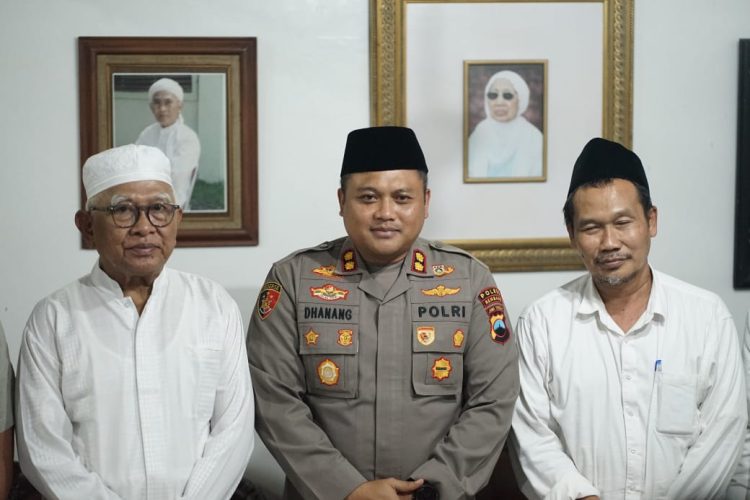 AKBP Dhanang : Pelayanan Publik di Rembang Tetap Berjalan Normal di Tengah Aksi Unjuk Rasa